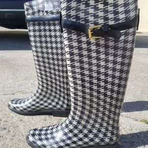 Ralph Lauren water boots size 8 women’s